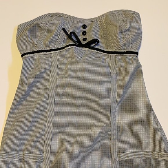 Charlotte Russe Black and White Pinstripe Dress - Women’s Size Medium - Picture 3 of 7